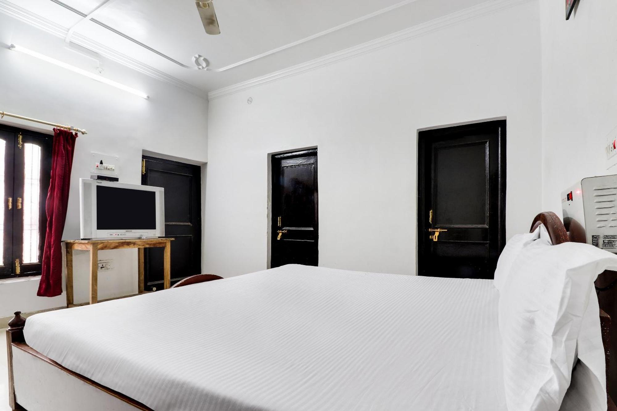 Hotel O Hanuman Bagh Ayodhya Ngoại thất bức ảnh