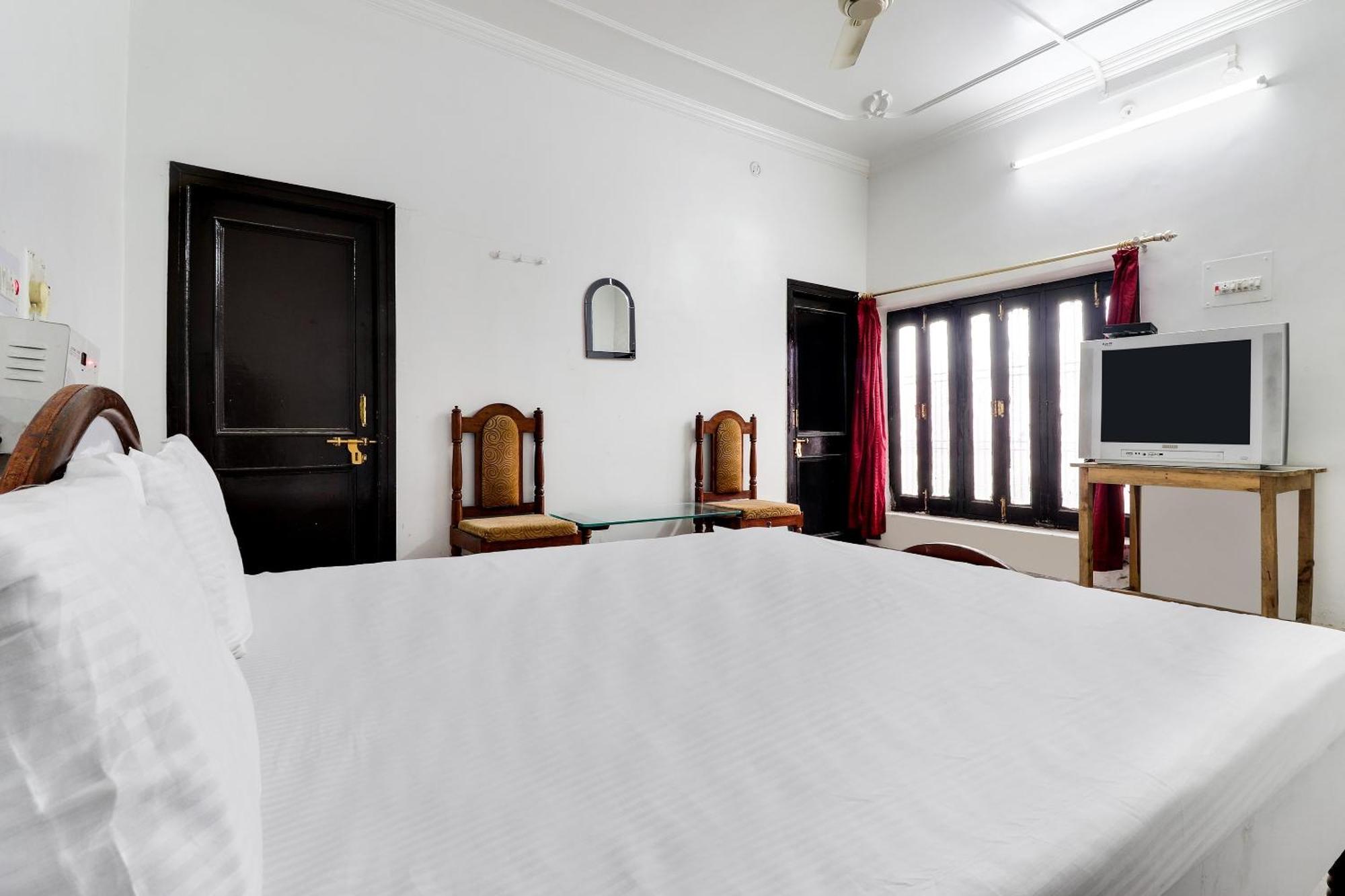 Hotel O Hanuman Bagh Ayodhya Ngoại thất bức ảnh
