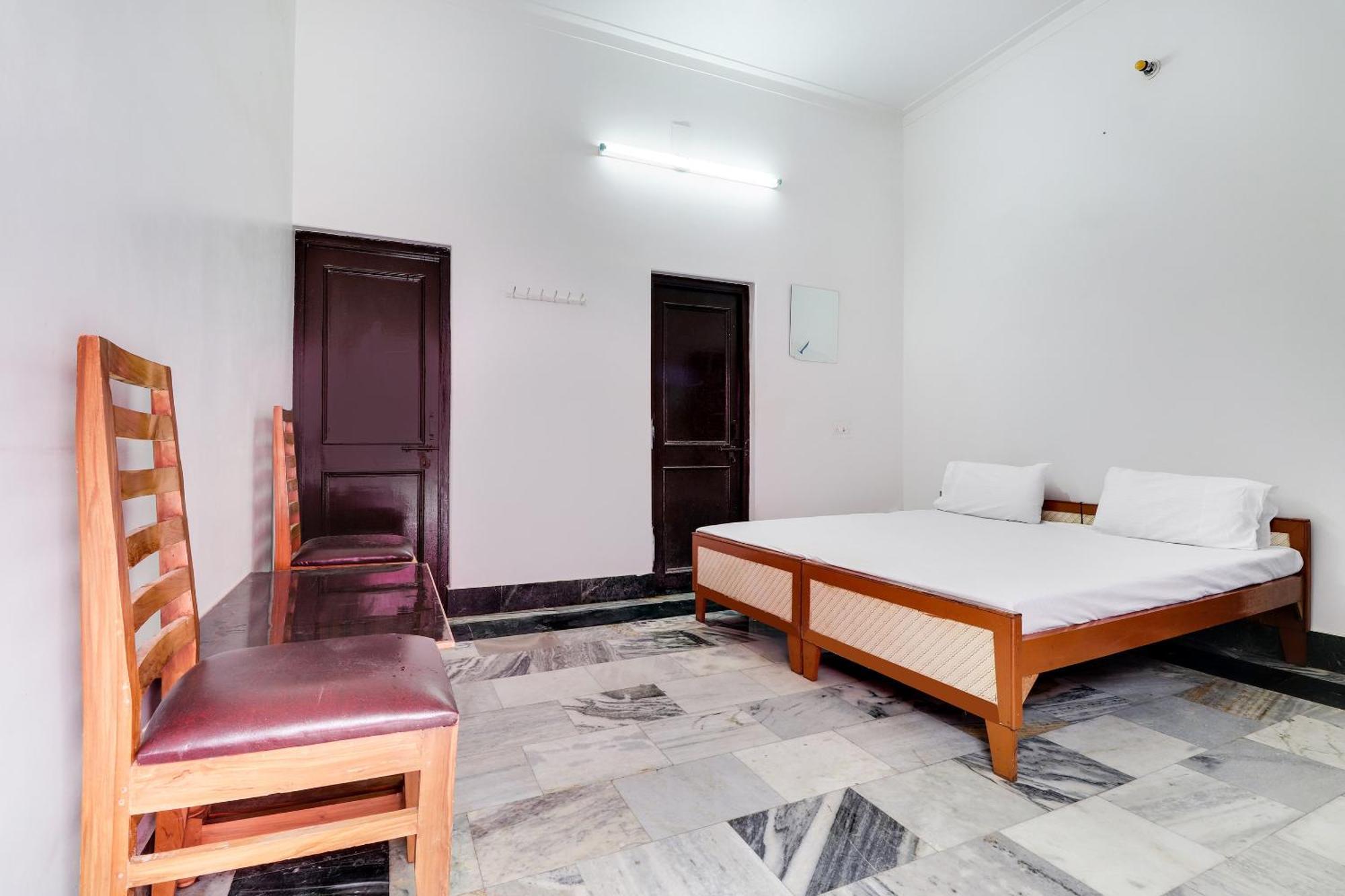 Hotel O Hanuman Bagh Ayodhya Ngoại thất bức ảnh
