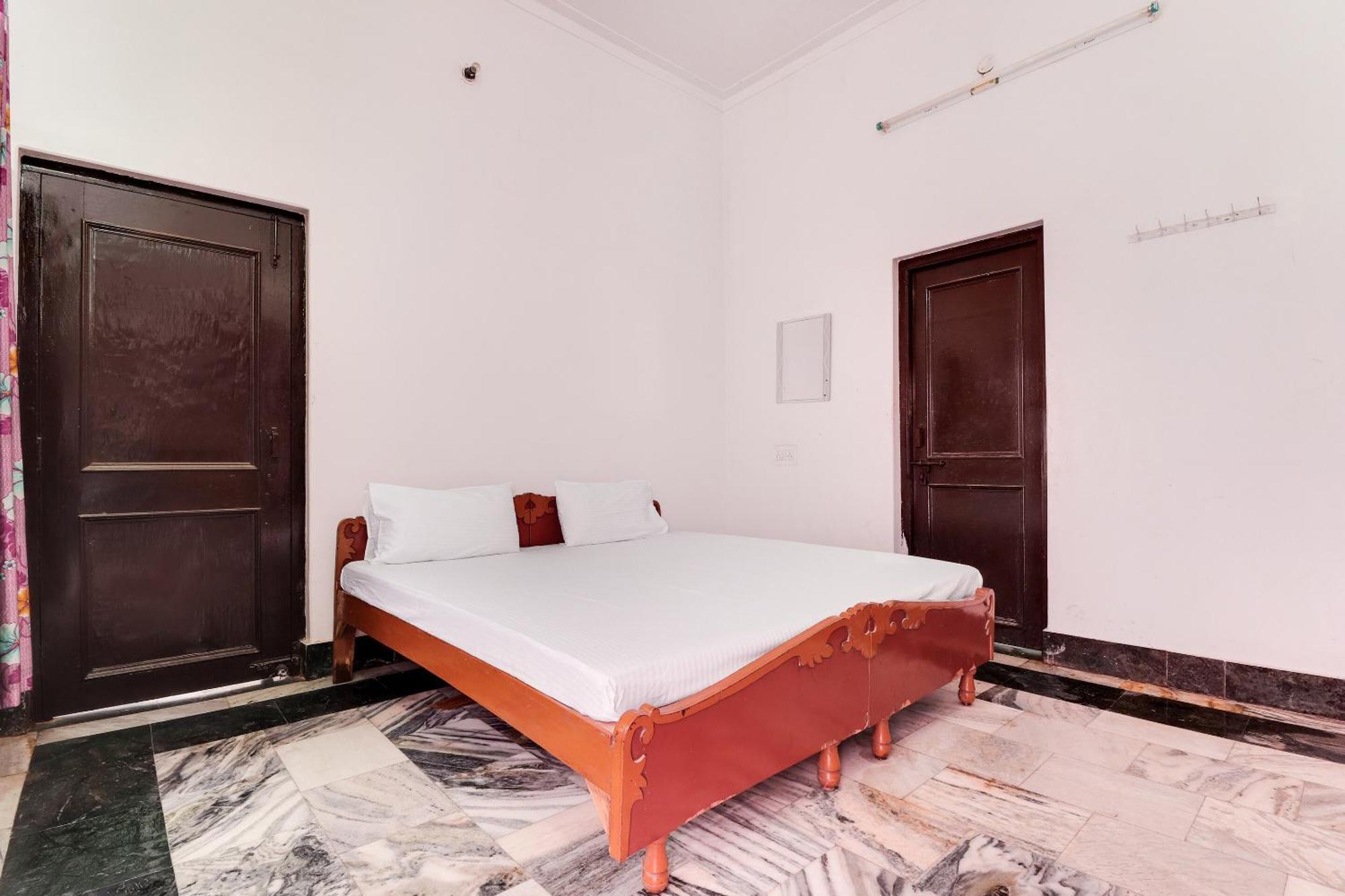 Hotel O Hanuman Bagh Ayodhya Ngoại thất bức ảnh